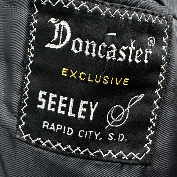 VTG Doncaster Sportcoat 40 Wool 2 Button Academia Busines Career Professor Plaid - Picture 10 of 15